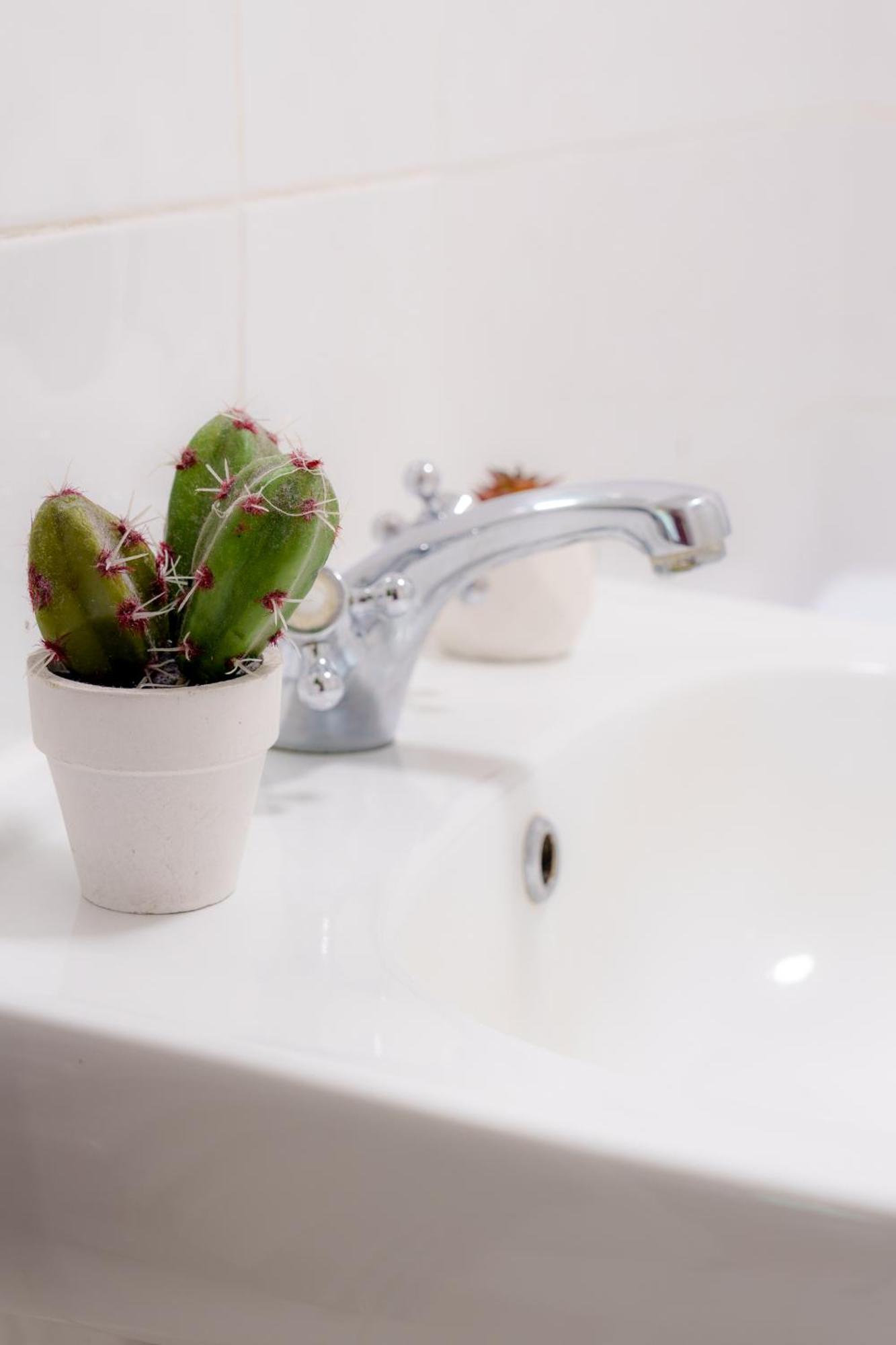 Spacious 2bd 2baths In Apartament Londra