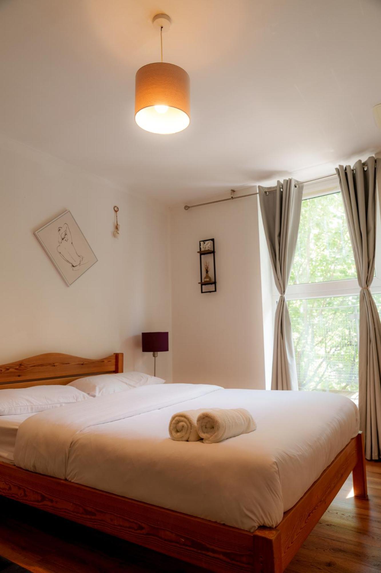 Spacious 2bd 2baths In Apartament