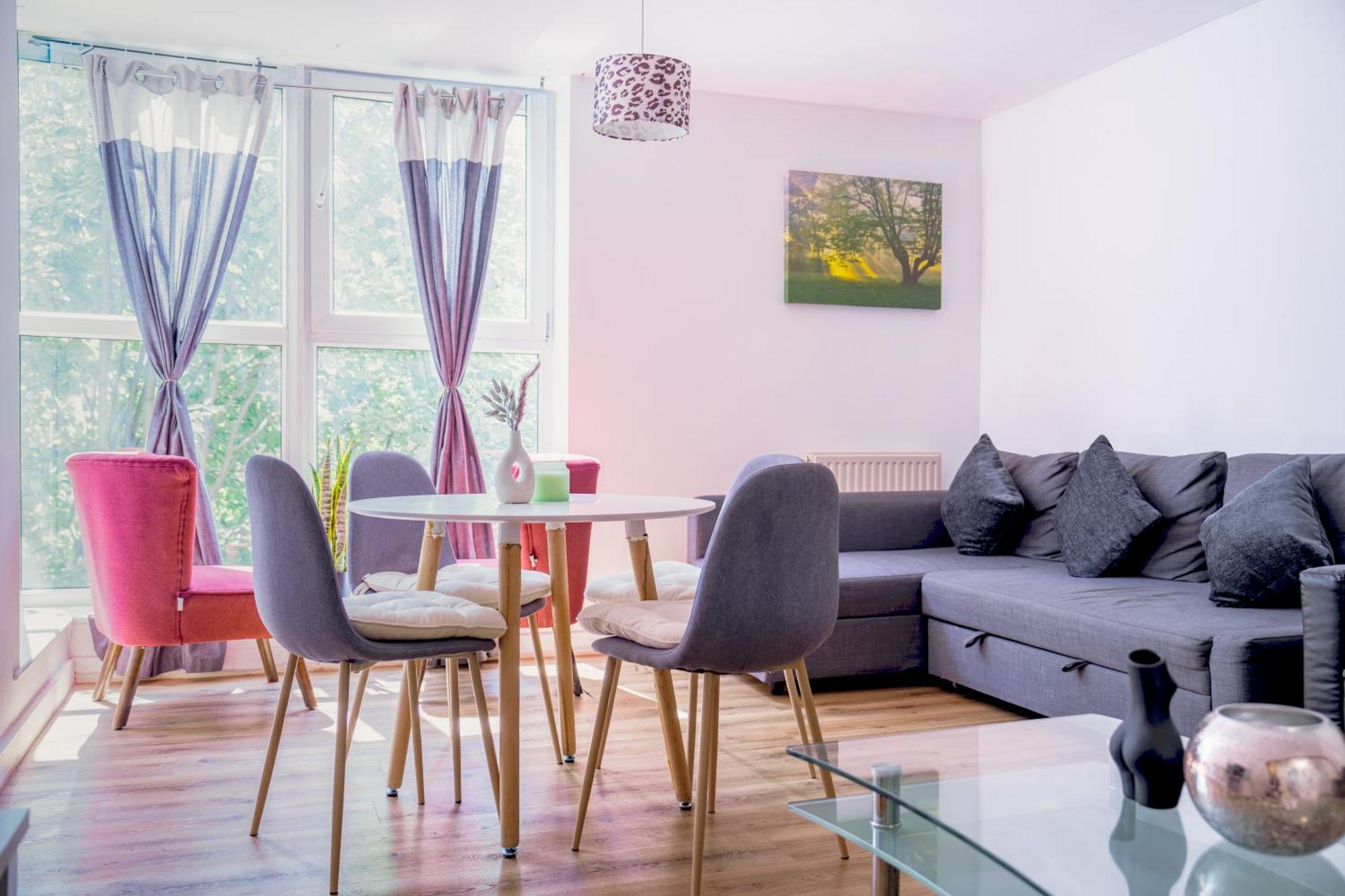 Apartament Spacious 2bd 2baths In Londra